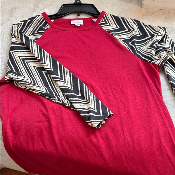 LuLaRoe “Randy” raglan Tops - Picture 6 of 7